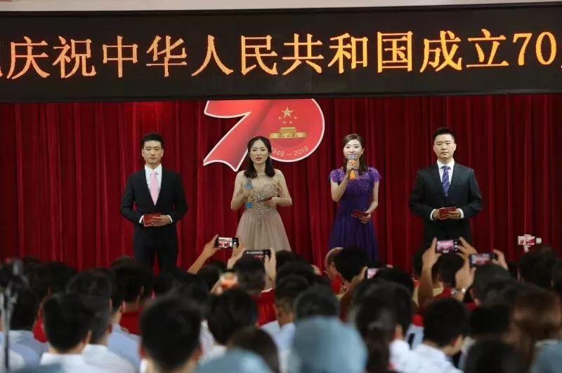 苏菲亚的休闲装