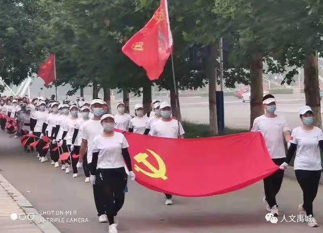 叹为观止!直播间买卡片,女孩花掉七千多