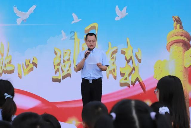 谈恋爱的意义到底是什么游戏画面